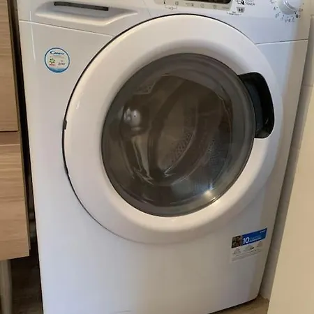 Centre, Pres Avenue De Verdun- Et Casino A 10 Mn A Pied- 4 Personnes -rdc Apartment