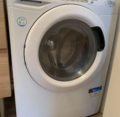 Centre, Pres Avenue De Verdun- Et Casino A 10 Mn A Pied- 4 Personnes -rdc Apartment